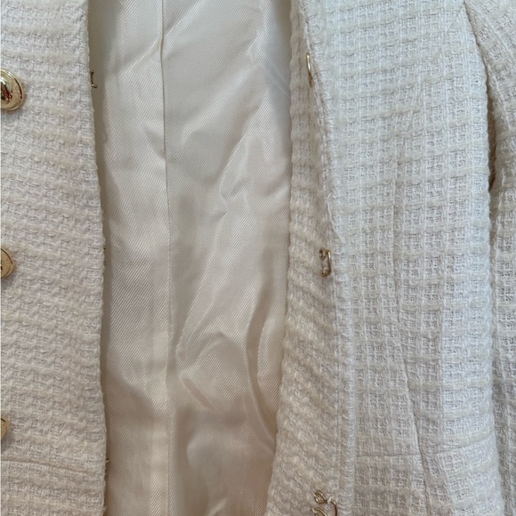 K1. Zara Cream Textured Weave Double Breasted Button Blazer - Picture 9 of 9